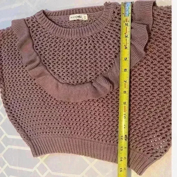✨Love to be spoiled knitted sweaters. Size small - Picture 6 of 7